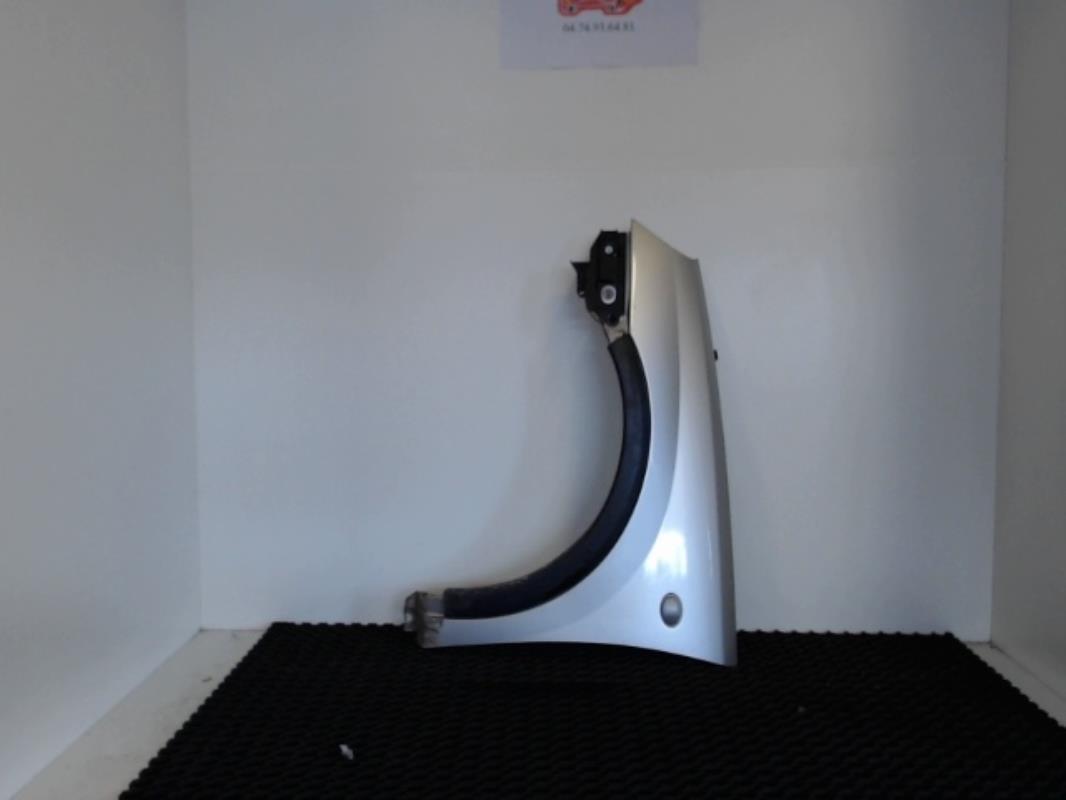 Parafango anteriore sinistro OPEL CORSA C PHASE 2 Gasolina - 1