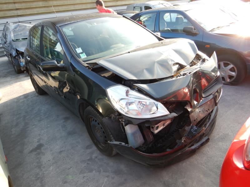 Interieur complet RENAULT CLIO 3 PHASE 1 Diesel - 1