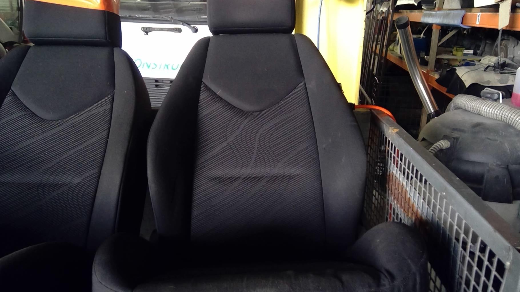 Sedile lato guida PEUGEOT 308 1 PHASE 1 Diésel - 1