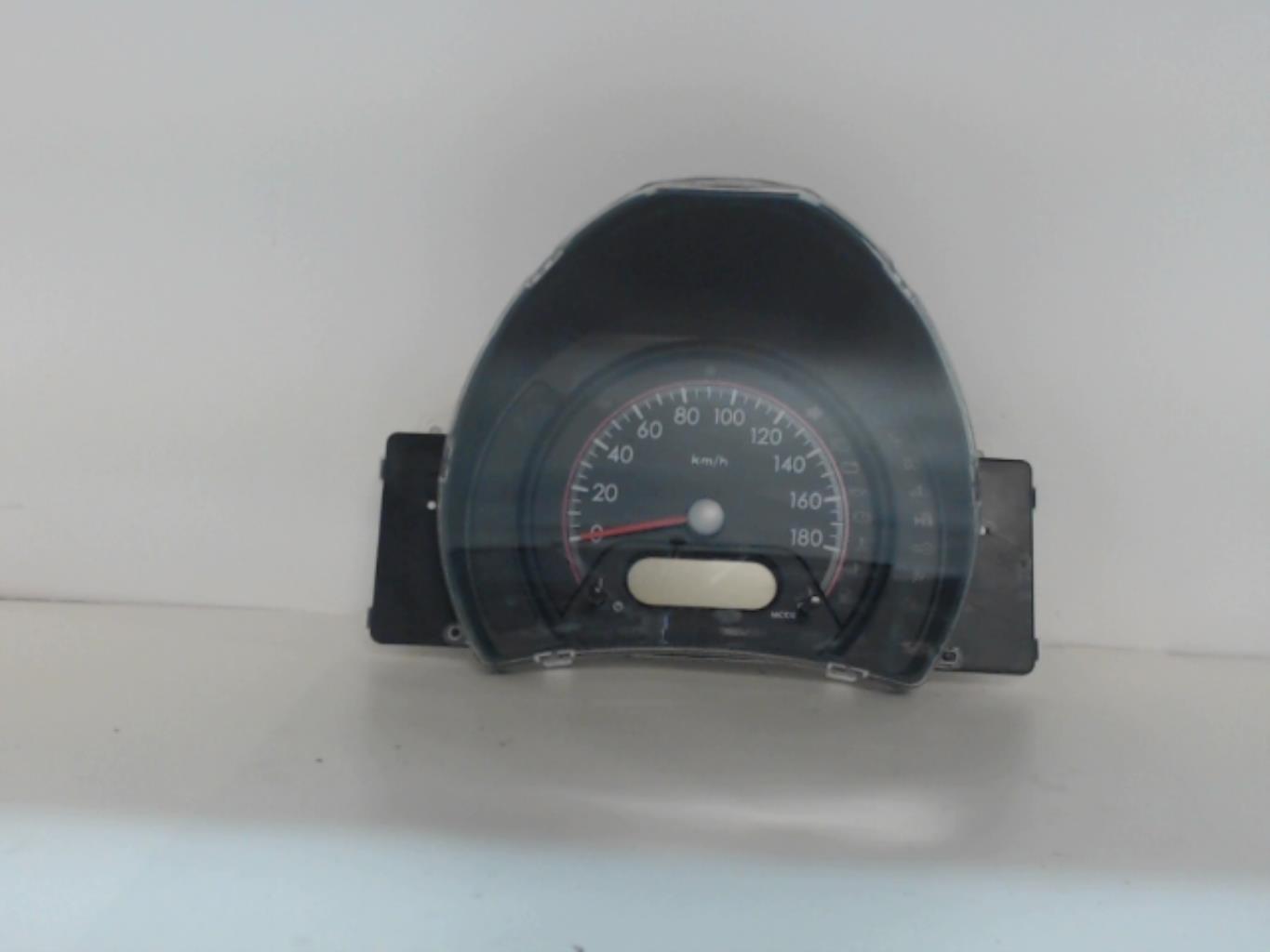 Compteur NISSAN PIXO Essence - 1