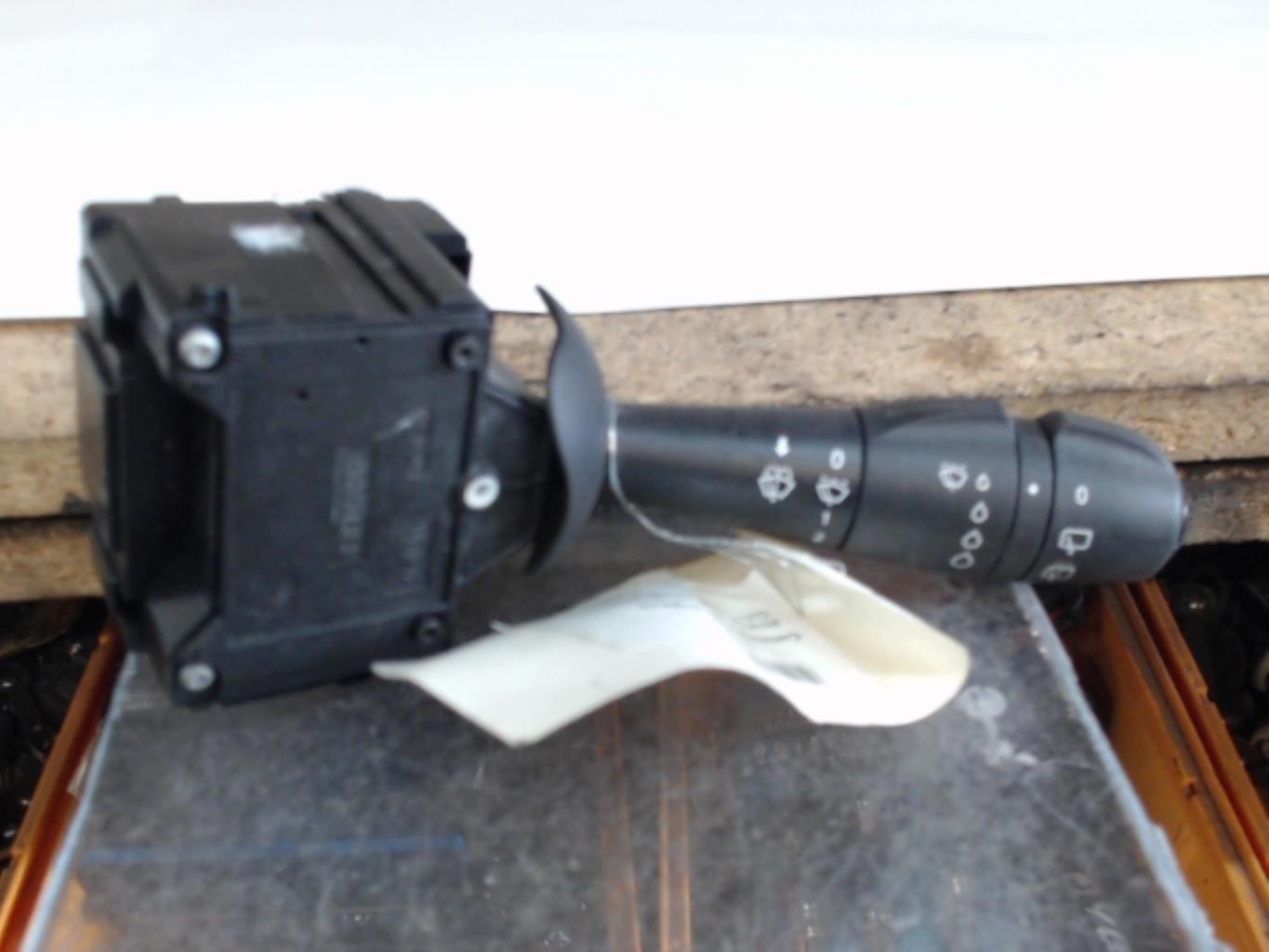 Commodo d'essuie glaces RENAULT CLIO 4 PHASE 1 Diesel - 1