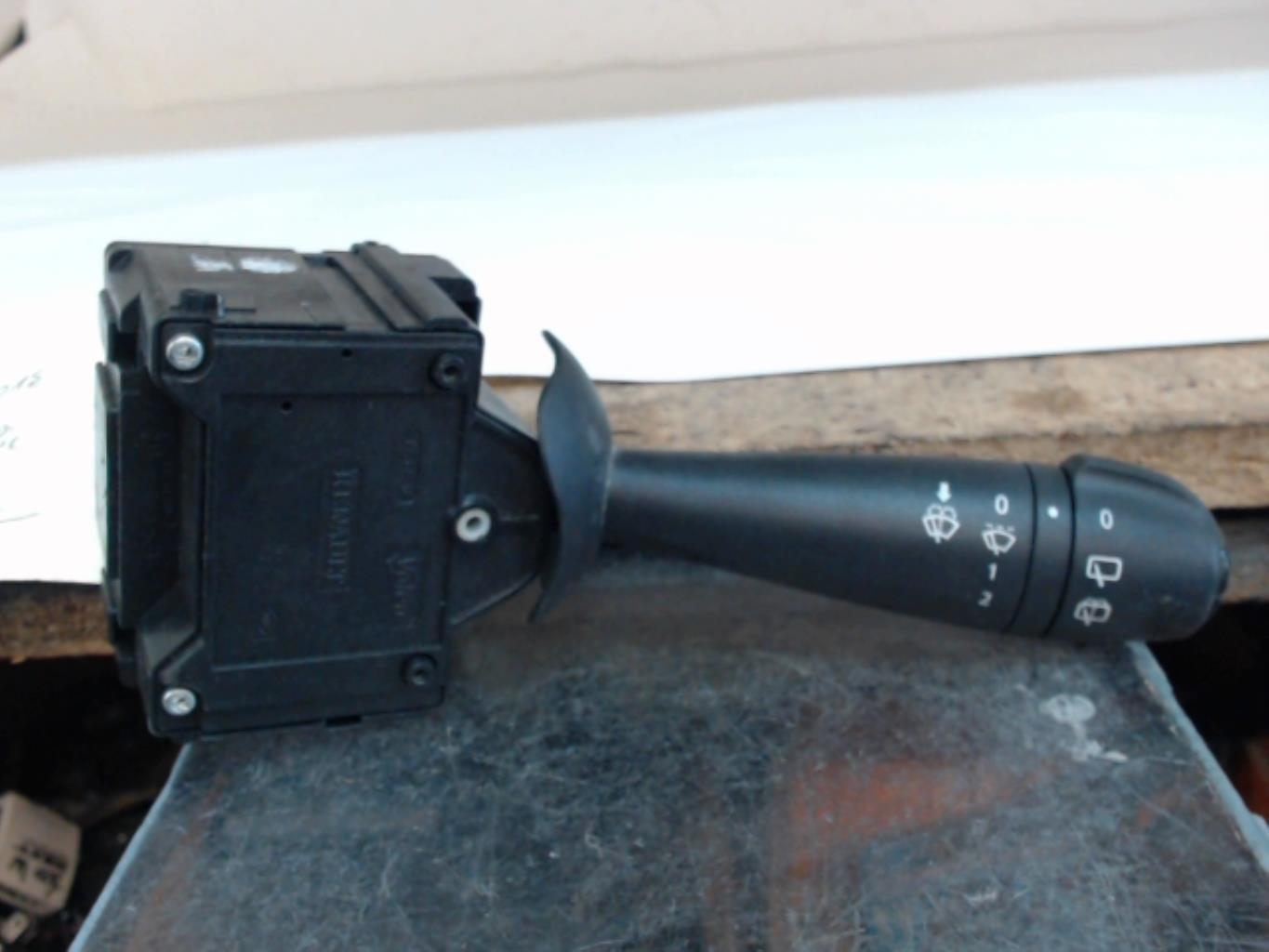 Commodo d'essuie glaces RENAULT CLIO 4 PHASE 1 Diesel - 1
