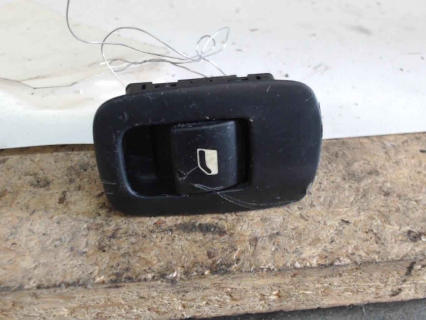 Interruttore lavacristalli posteriore sinistro CITROEN C4 PICASSO 1 Diésel - 1