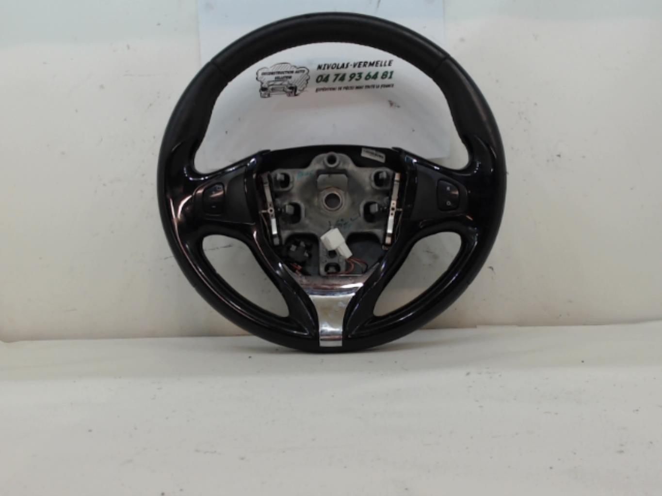 Volant RENAULT CLIO 4 PHASE 1 Diesel - 1