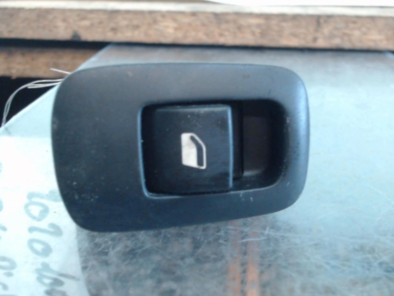 Interruttore lavacristalli posteriore sinistro CITROEN C4 GRAND PICASSO 1 Diésel - 1
