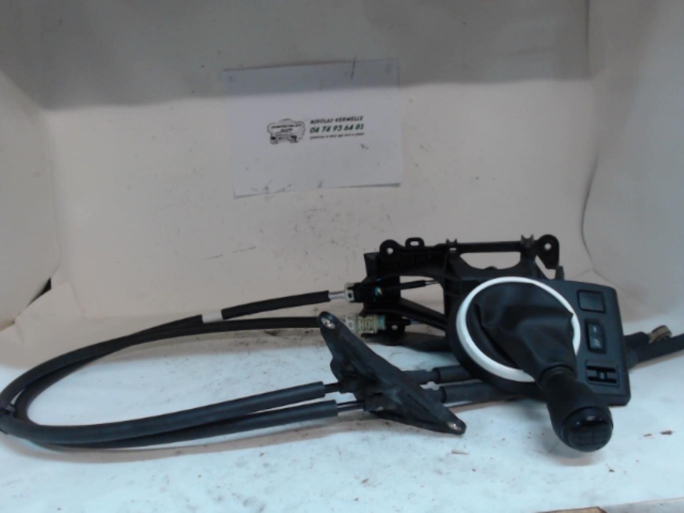 Levier de vitesses RENAULT TWINGO 3 PHASE 1 Essence - 1