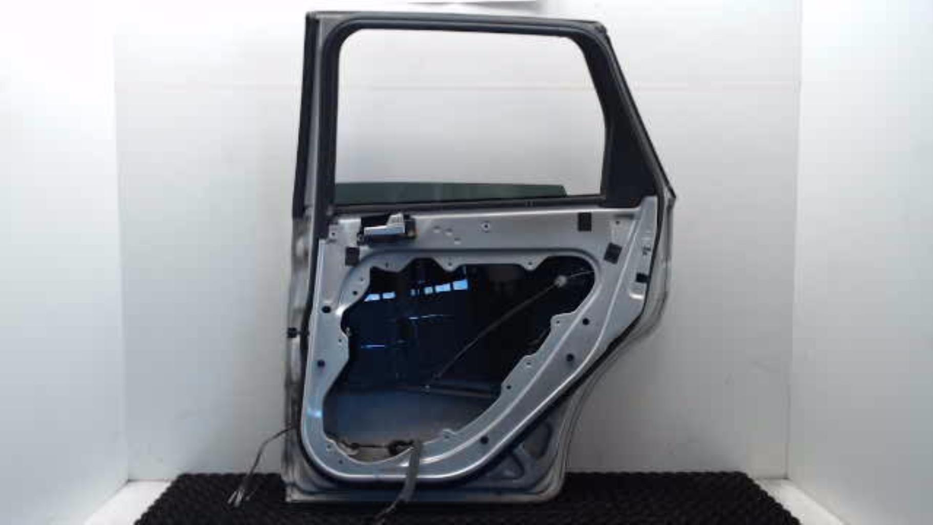 Puerta trasera derecha FORD FOCUS 2 PHASE 2 BREAK  - 1