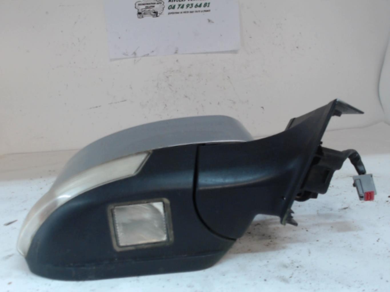 Retrovisor derecho FORD FOCUS 2 PHASE 2 BREAK  - 1