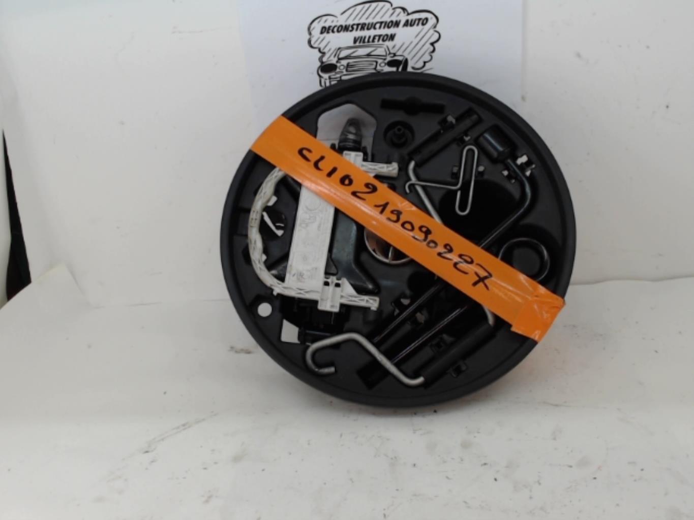 Cric (Ensemble depannage) RENAULT CLIO 2 PHASE 2 Essence - 1