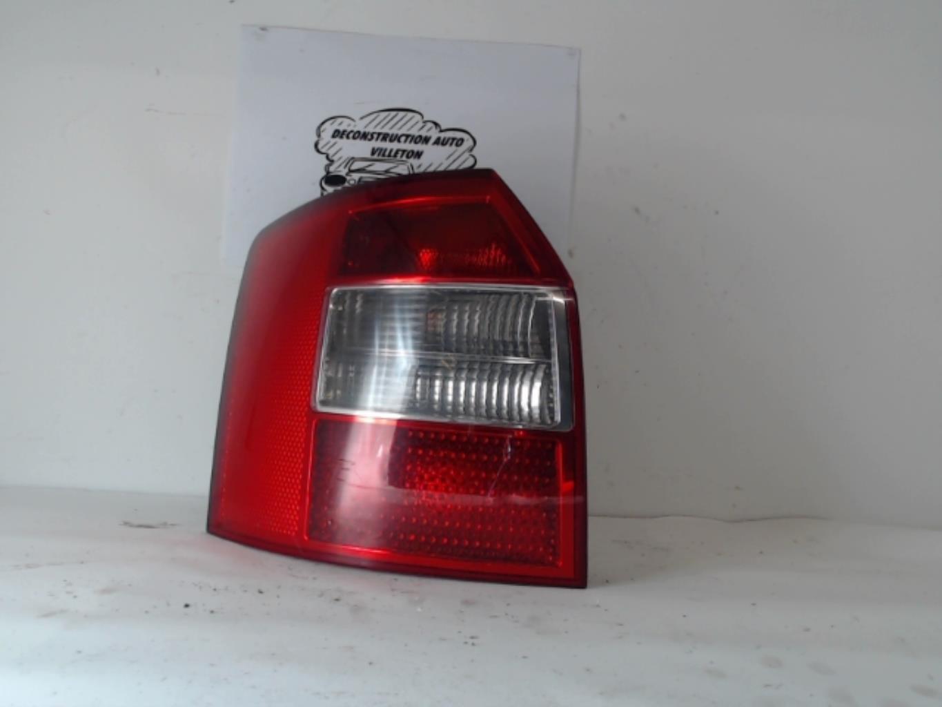 Fanale posteriore principale sinistro (luci) AUDI A4 2 AVANT PHASE 1 BREAK Diésel - 1