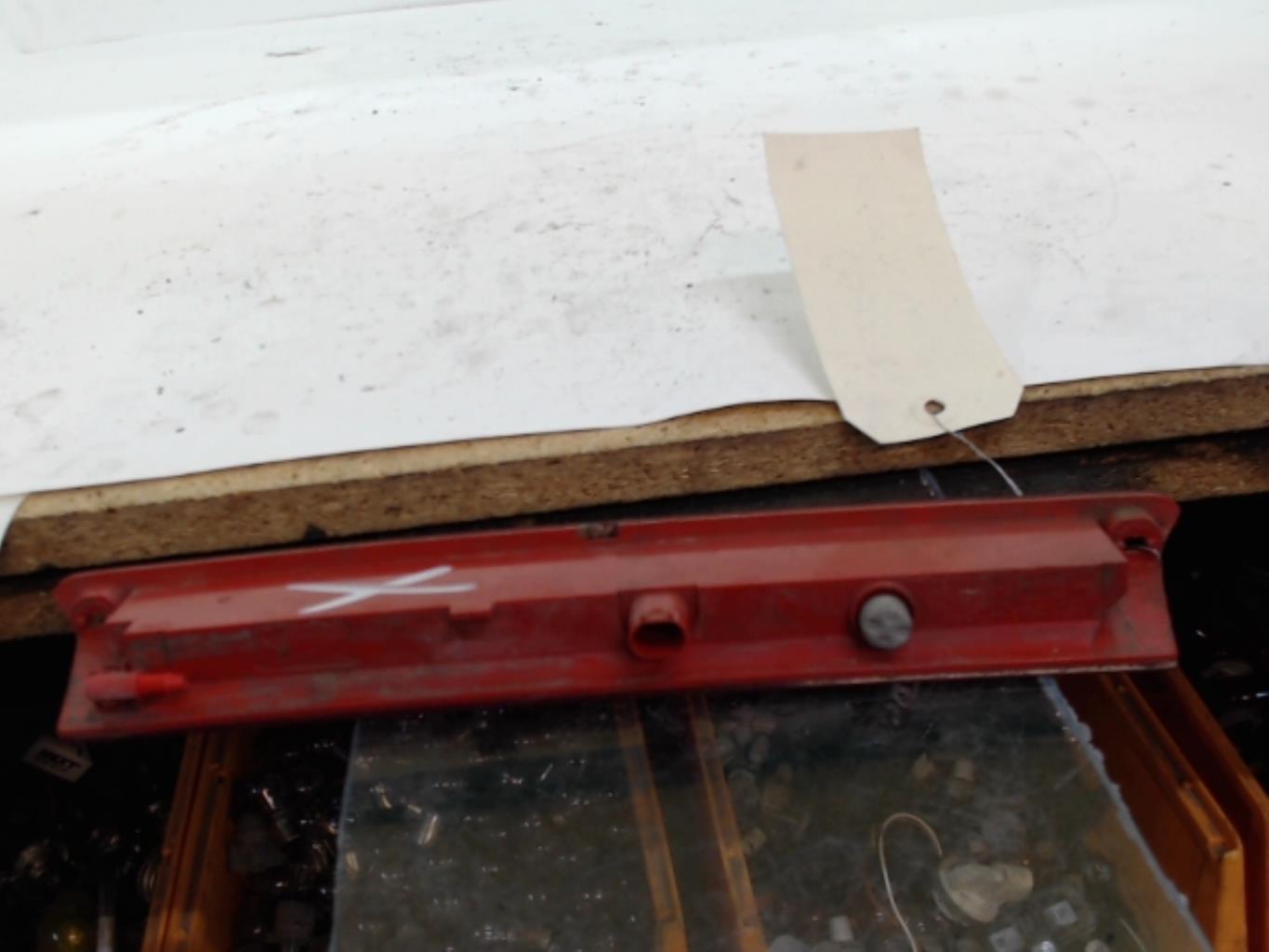 Luce stop centrale FORD FIESTA 6 PHASE 1 Diésel - 1
