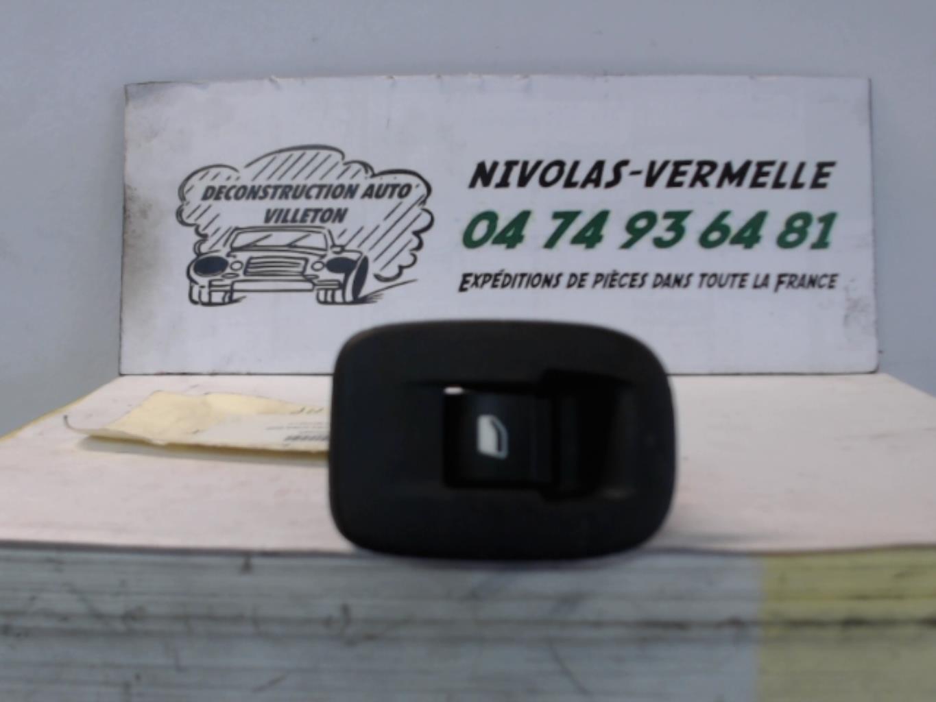 Interruttore lavacristalli posteriore destro PEUGEOT 2008 1 PHASE 1 Diésel - 1