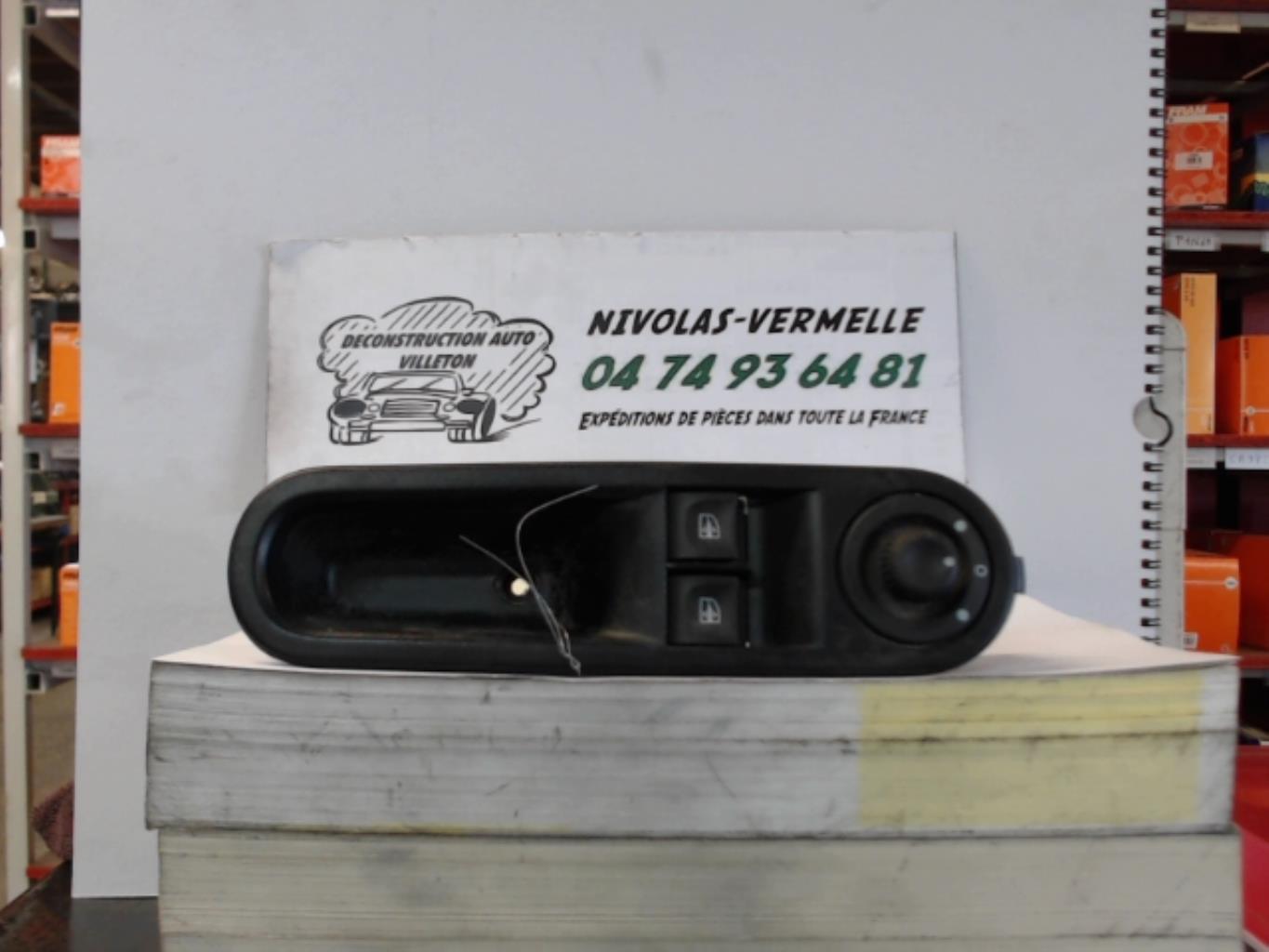 Interruttore lavacristalli anteriore sinistro RENAULT TWINGO 3  - 1