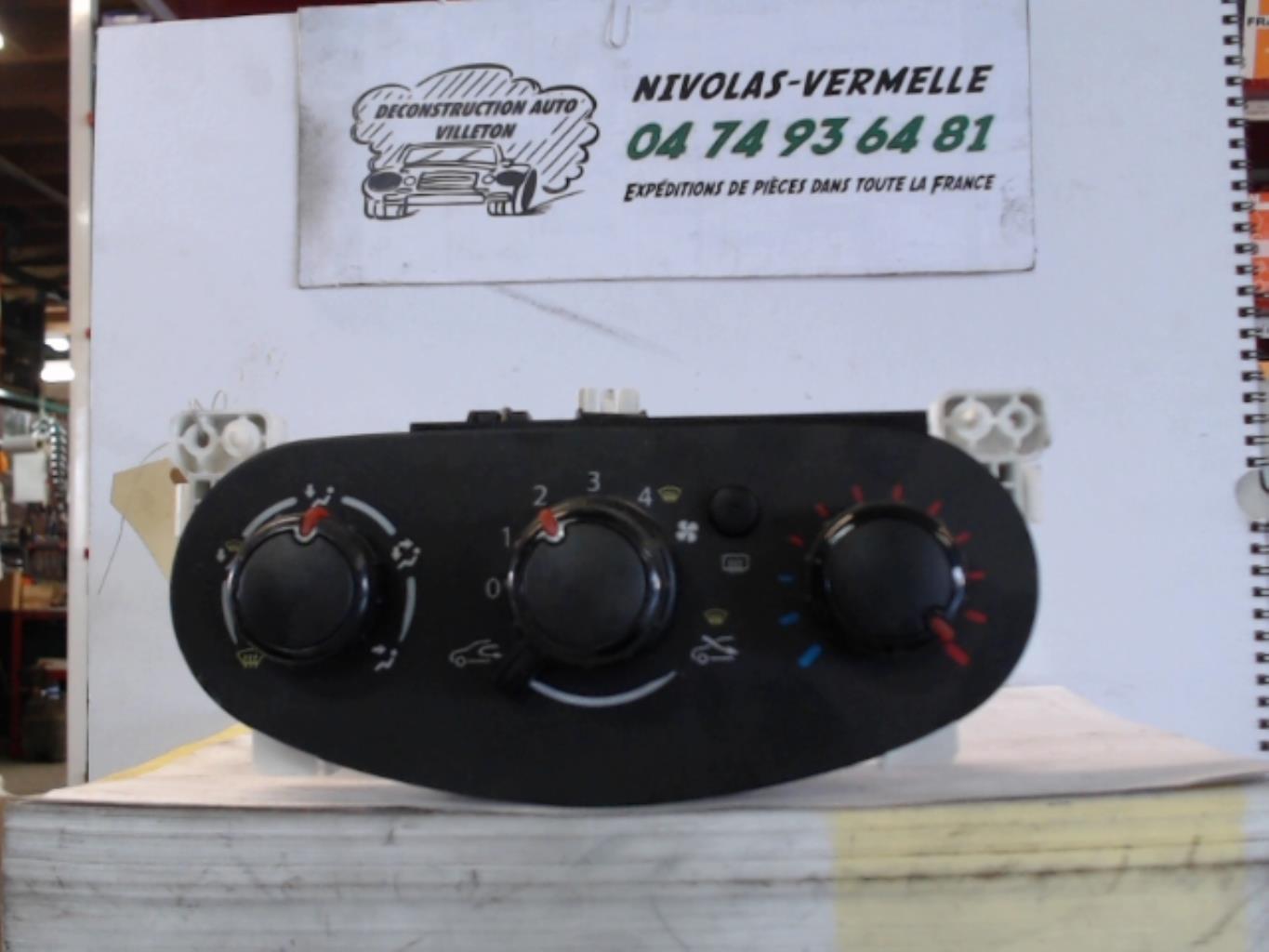 Commande chauffage RENAULT TWINGO 3 PHASE 1 Essence - 1