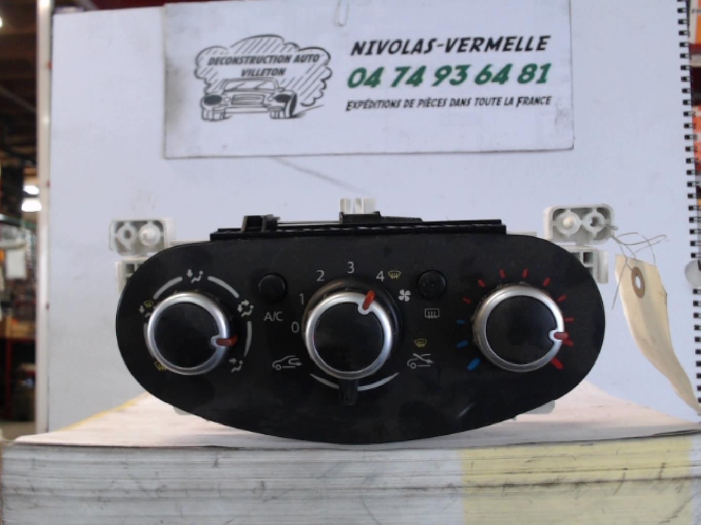 Commande chauffage RENAULT TWINGO 3 PHASE 1 Essence - 1