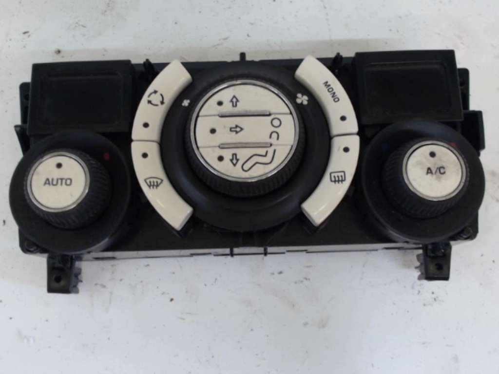 Commande chauffage CITROEN C3 PICASSO PHASE 1 Diesel - 1