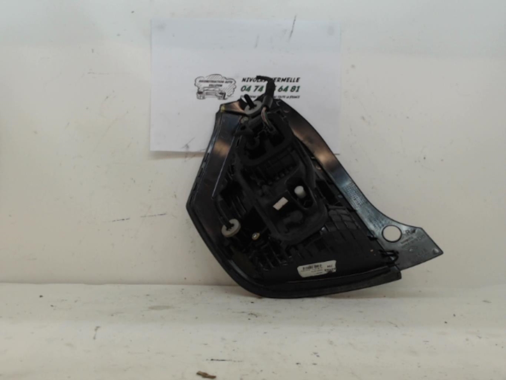 Fanale posteriore principale destro (luci) RENAULT TWINGO 3 Gasolina - 1