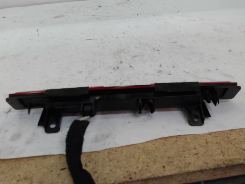 Feu arriere stop central RENAULT CAPTUR 1 PHASE 1 Diesel - 1