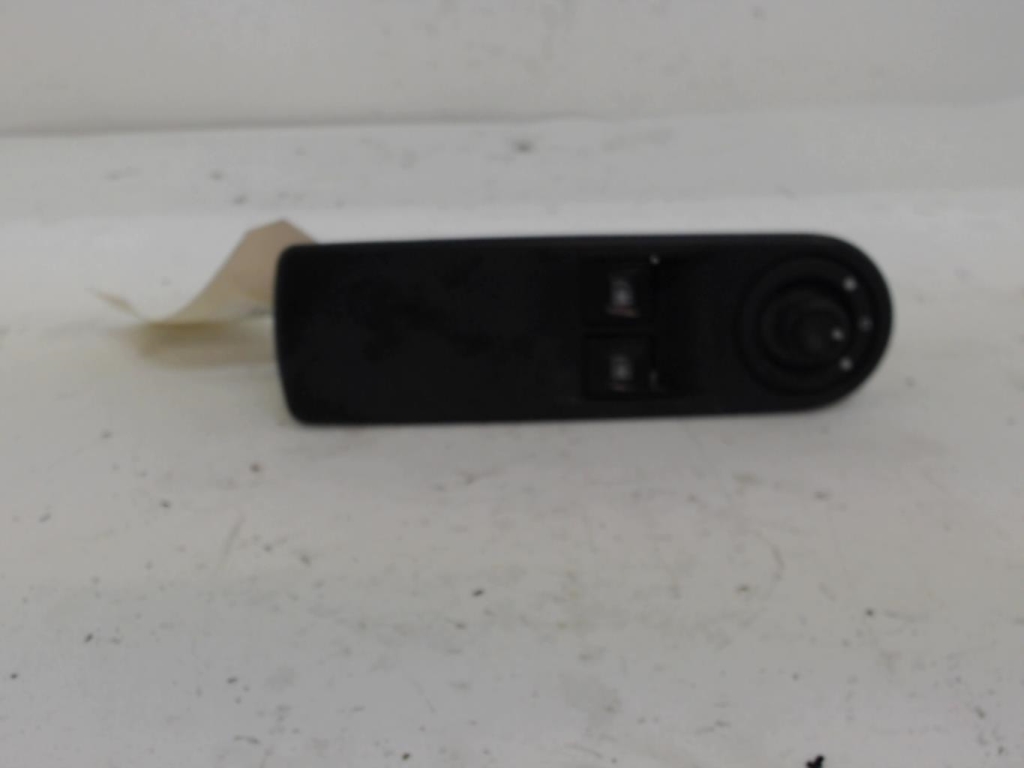 Interruptor de elevalunas RENAULT CLIO 4 PHASE 1 Diésel - 1