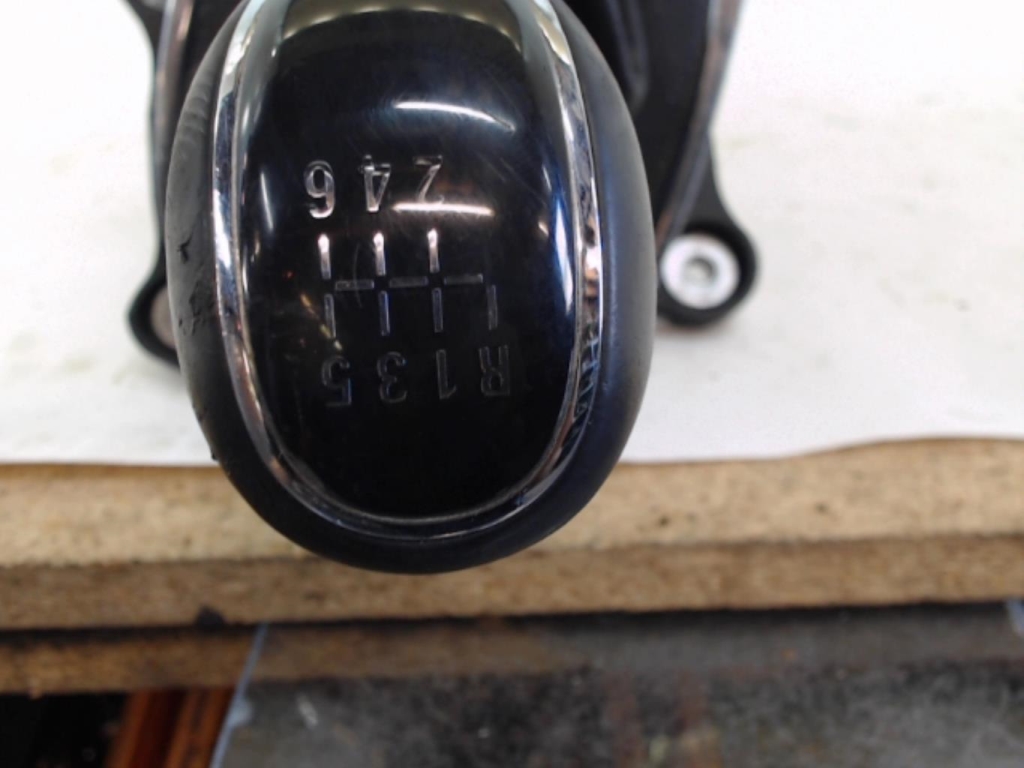 Levier de vitesses OPEL MERIVA B PHASE 1 Diesel - 1