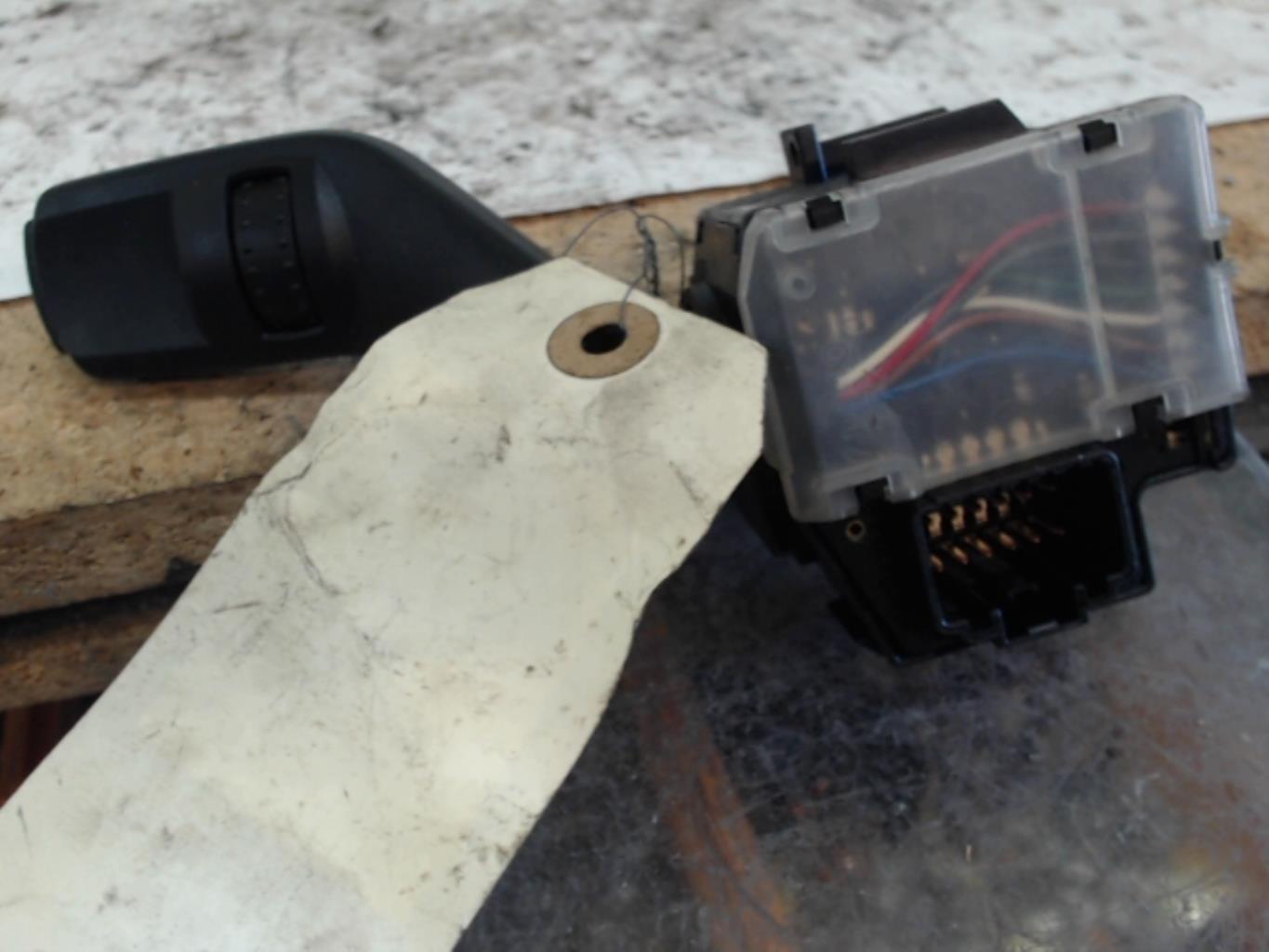 Commodo d'essuie glaces FORD FOCUS 2 PHASE 1 Diesel - 1