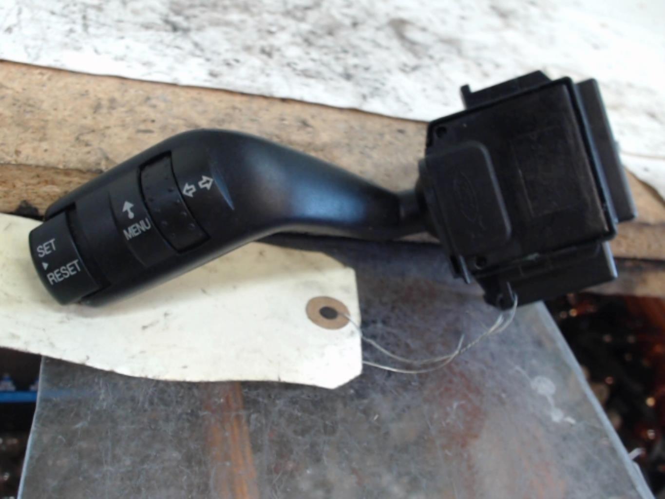 Commodo phare FORD C-MAX 1 PHASE 2 Diesel - 1