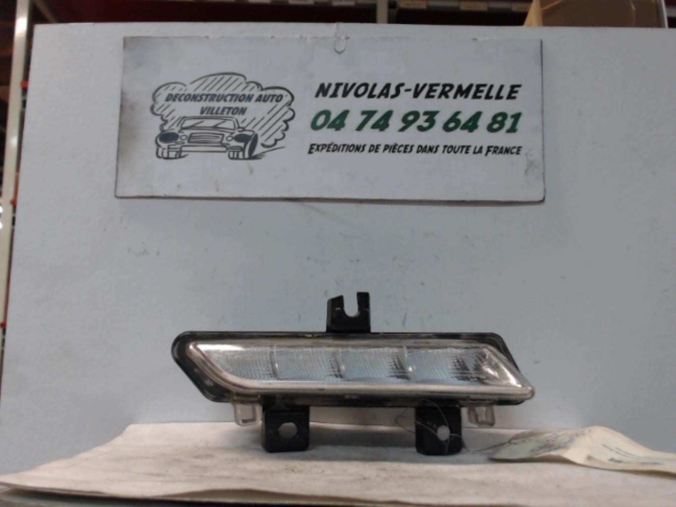 Feu diurne avant gauche RENAULT CLIO 4 PHASE 1 Diesel - 1