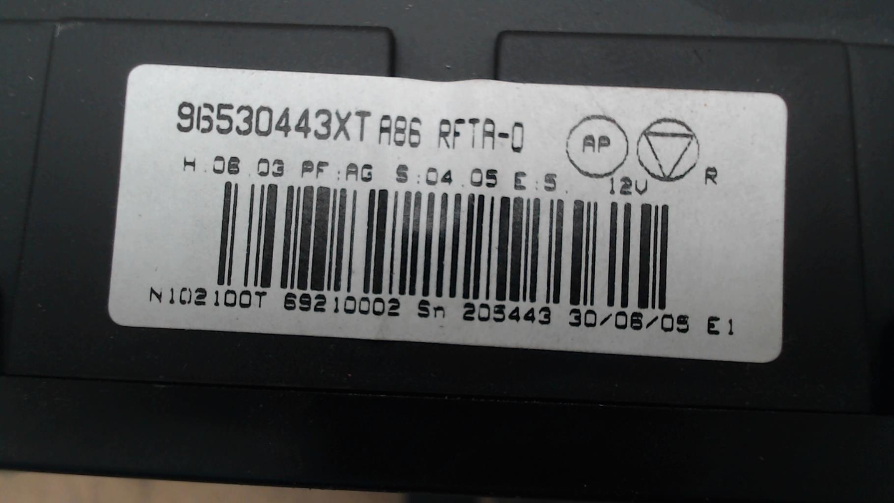 Commande chauffage PEUGEOT 1007 Essence - 1