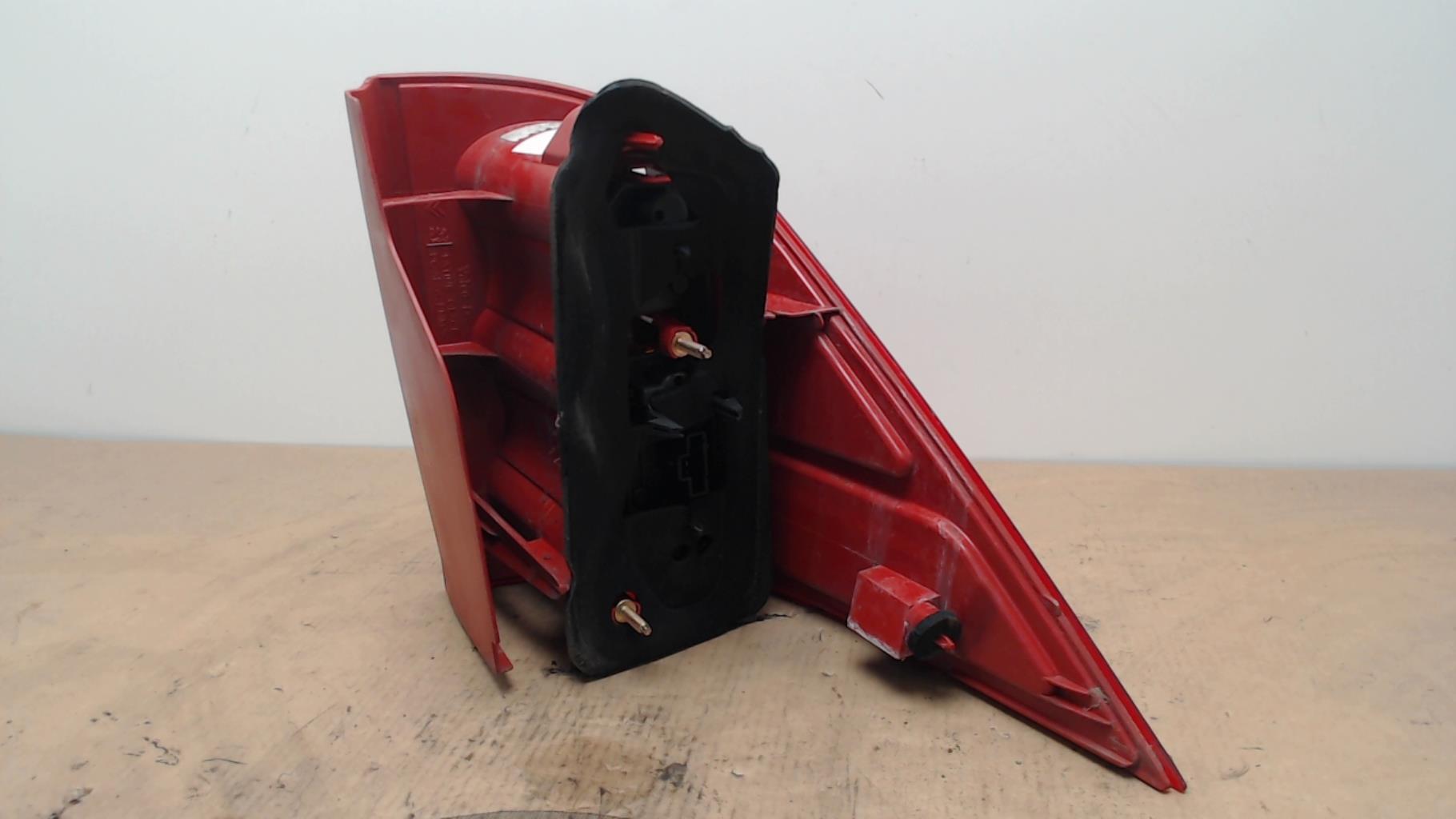 Fanale posteriore principale destro (luci) PEUGEOT 1007 Gasolina - 1