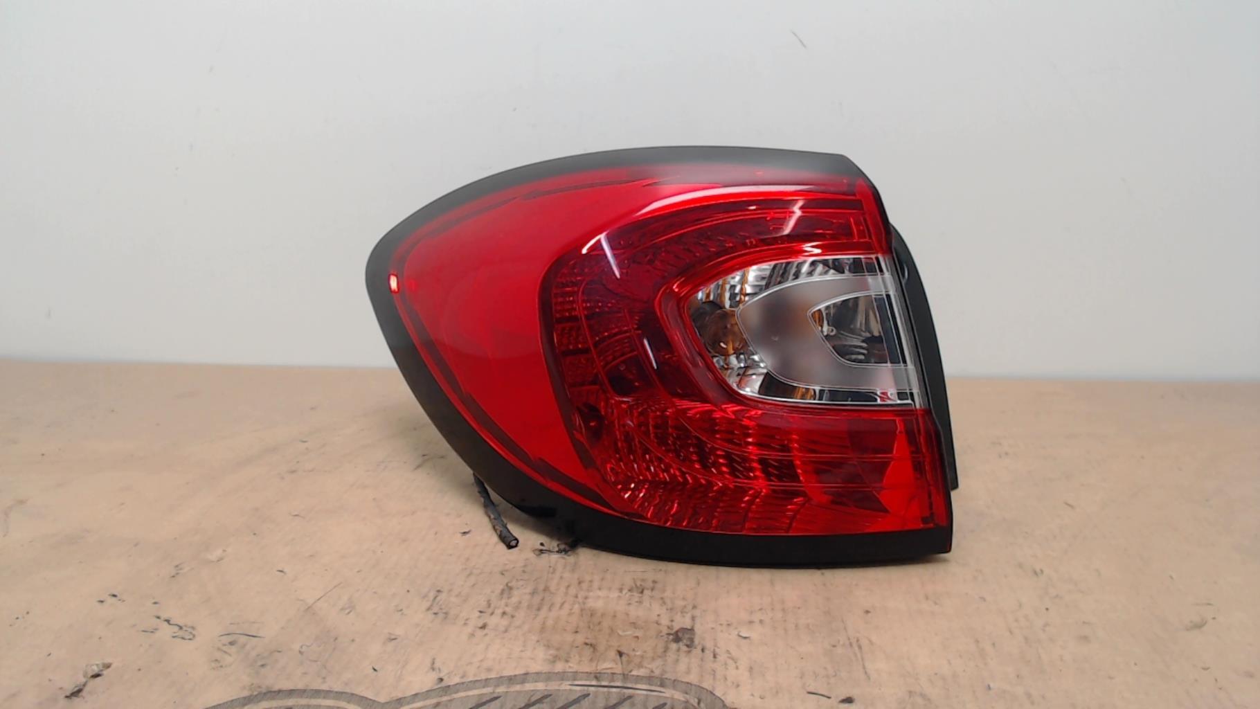 Fanale posteriore principale sinistro (luci) RENAULT CAPTUR PHASE 1 Diésel - 1