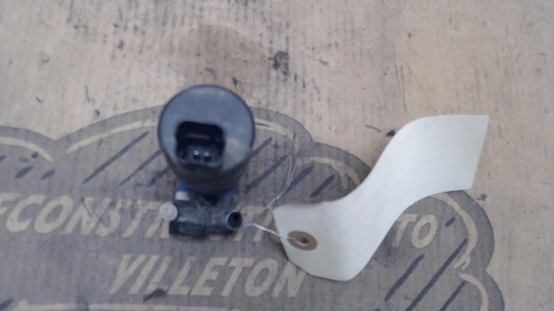 Pompe lave glace avant RENAULT CAPTUR PHASE 1 Diesel - 1