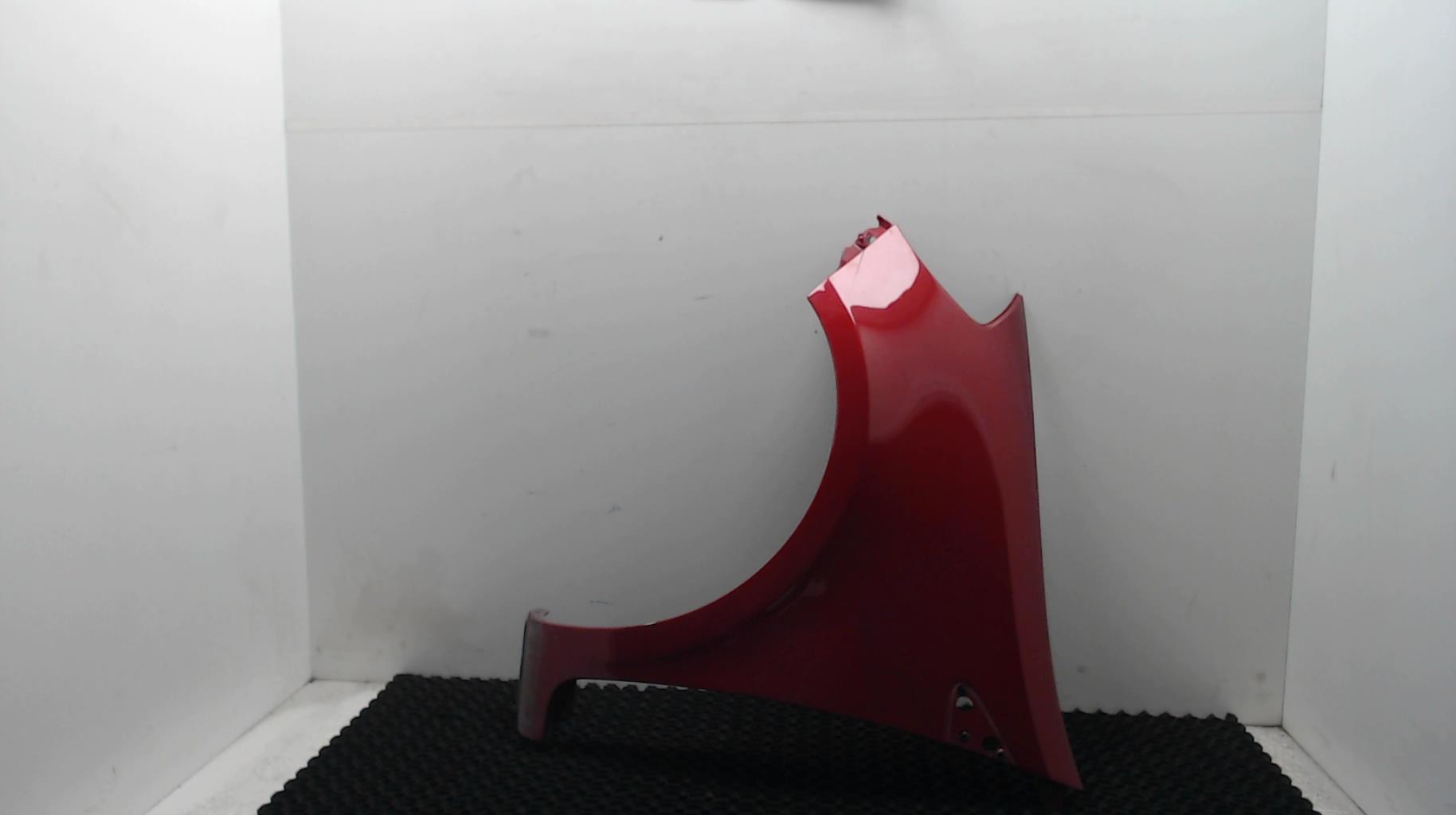 Parafango anteriore sinistro RENAULT CLIO 3 PHASE 1  - 1