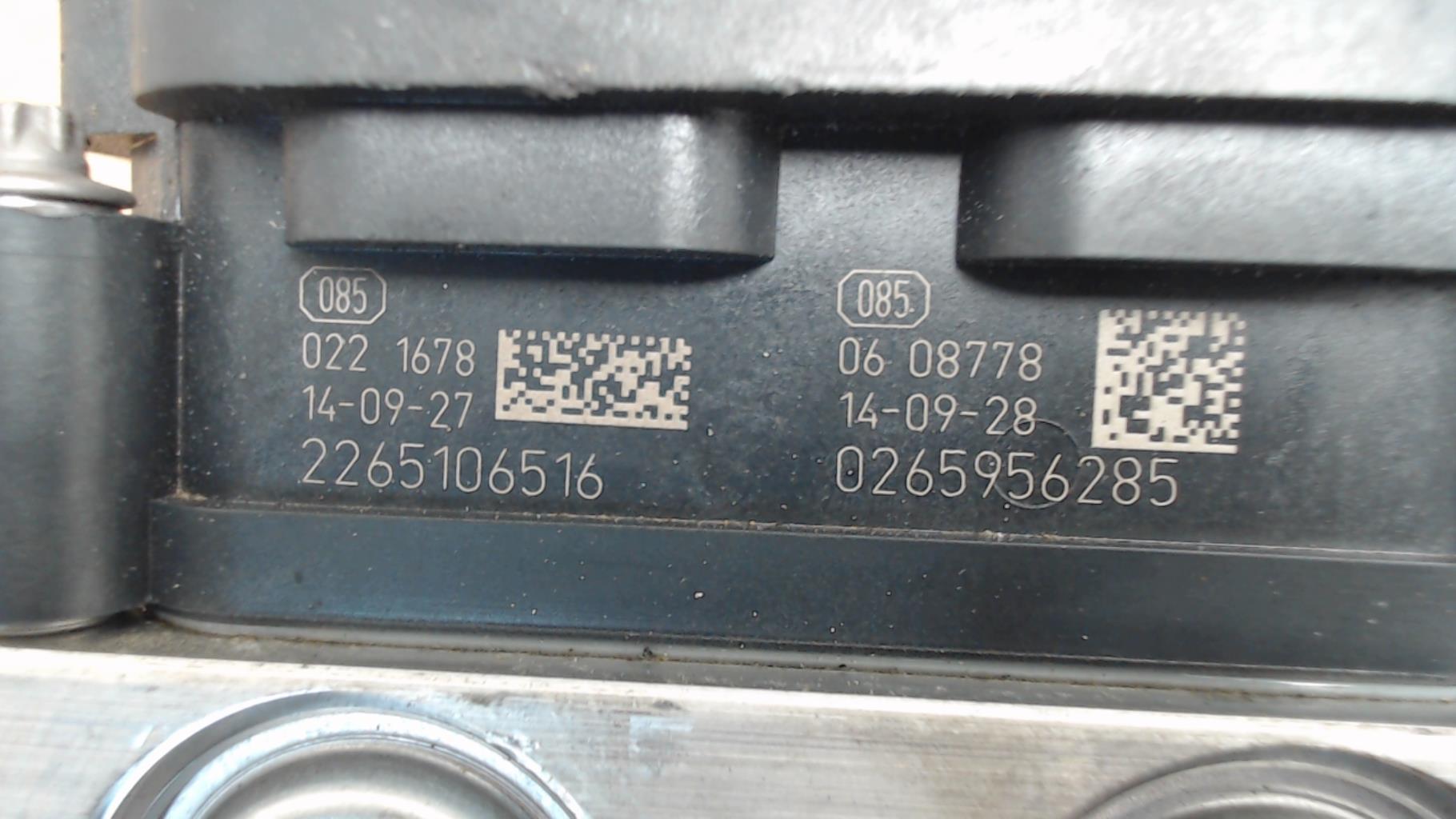 Blocco ABS (antibloccaggio freni) RENAULT CAPTUR PHASE 1 Diésel - 1