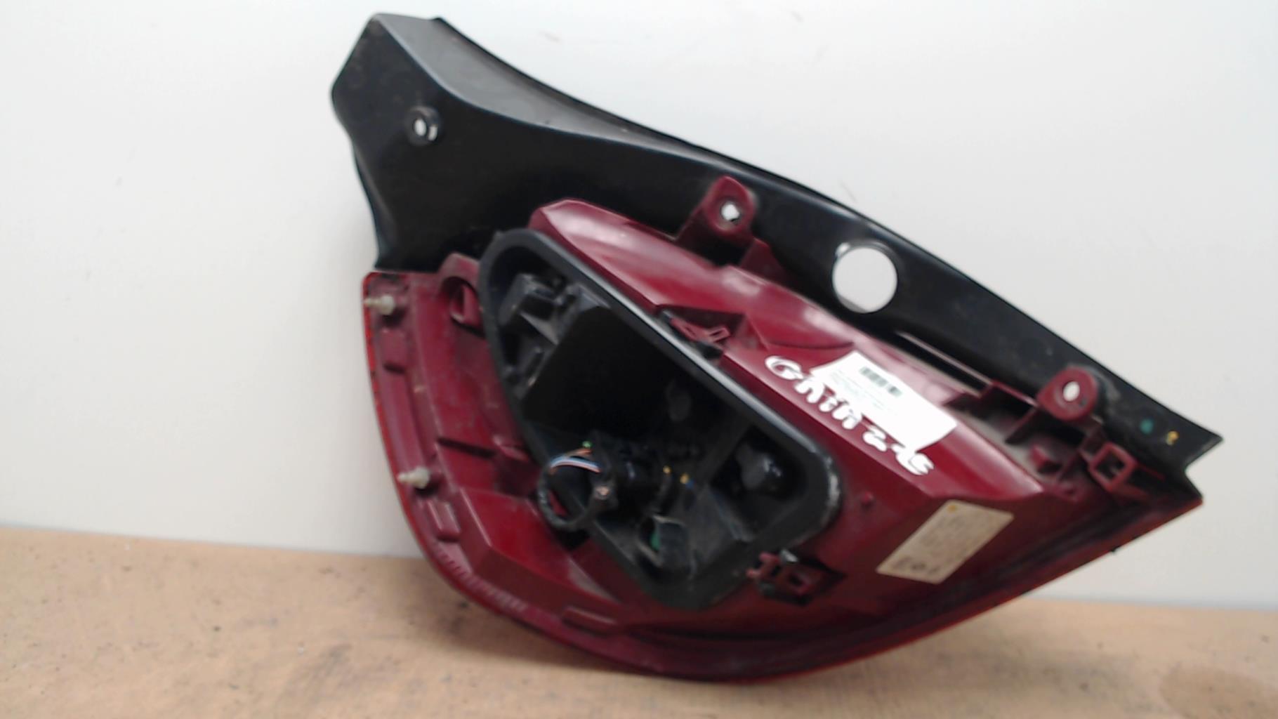 Fanale posteriore principale destro (luci) RENAULT CLIO 3 PHASE 2 Diésel - 1