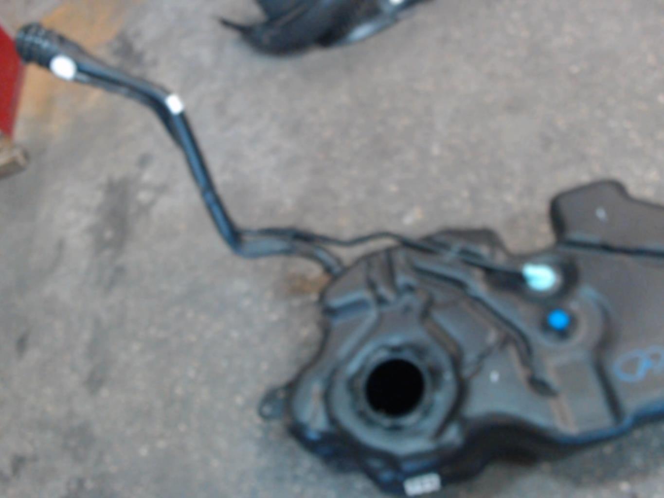 Reservoir essence RENAULT CAPTUR 1  - 1