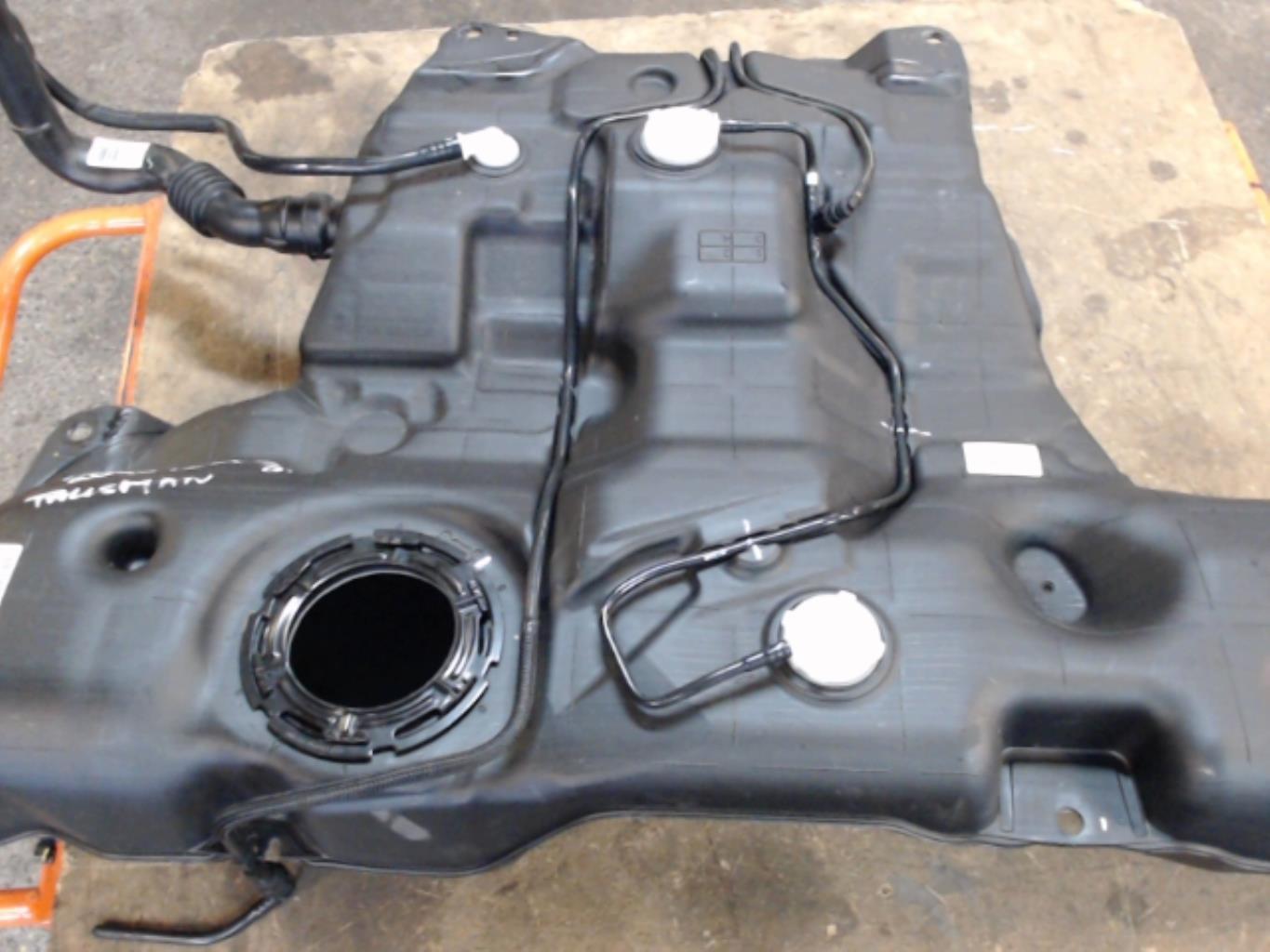 Reservoir essence RENAULT TALISMAN BREAK Essence - 1