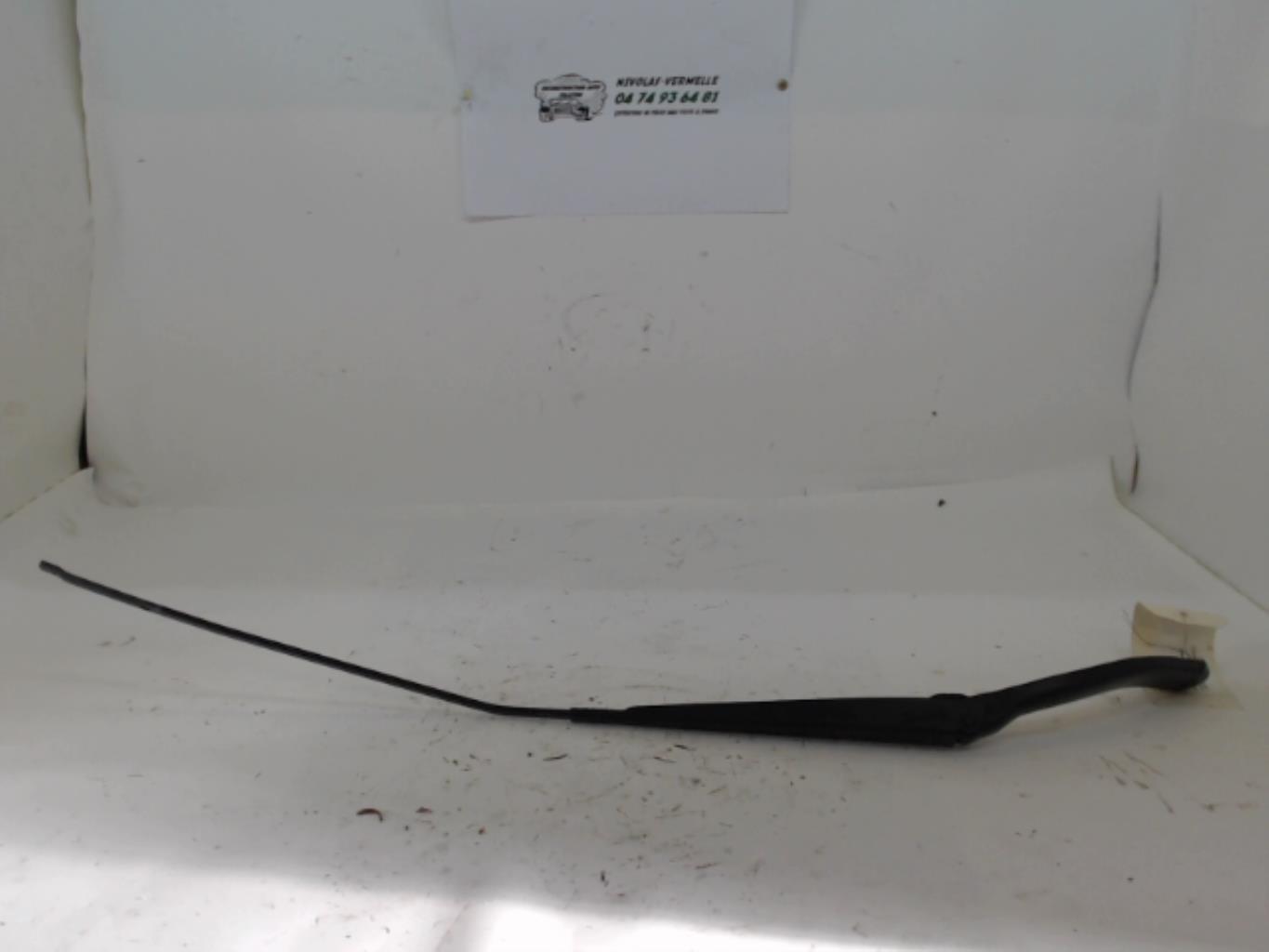 Braccio tergicristallo anteriore destro RENAULT TWINGO 3 PHASE 1 Gasolina - 1