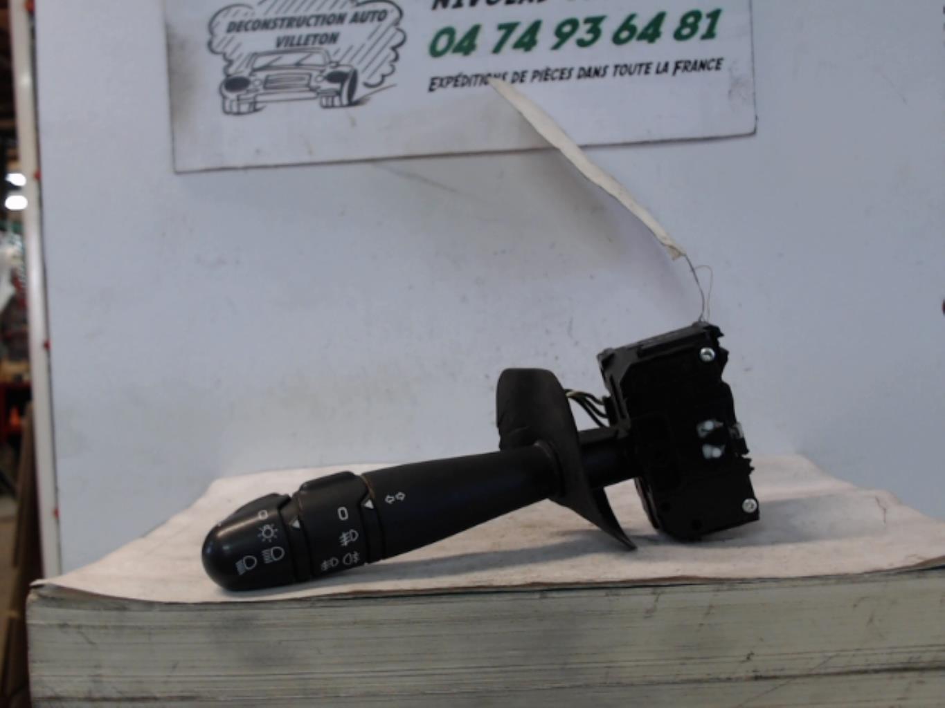 Commodo phare RENAULT CLIO 2 PHASE 2 Diesel - 1