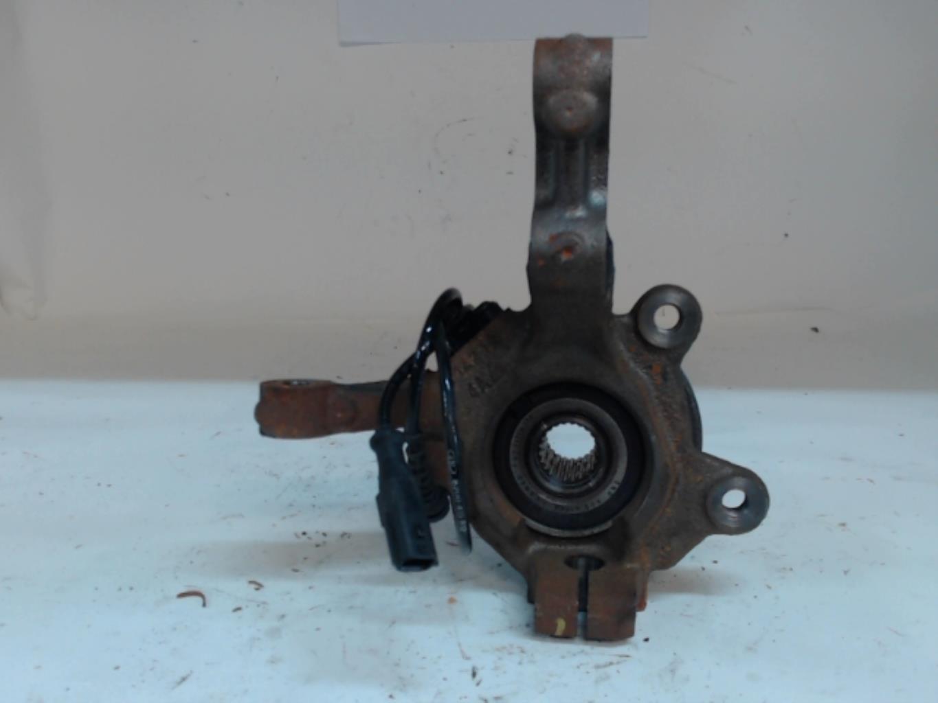 Fusee avant gauche RENAULT TWINGO 2 PHASE 2 Essence - 1