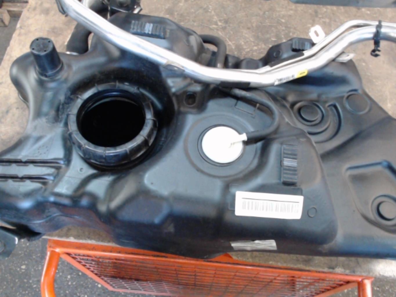 Reservoir essence FORD TRANSIT 5 Diesel - 1