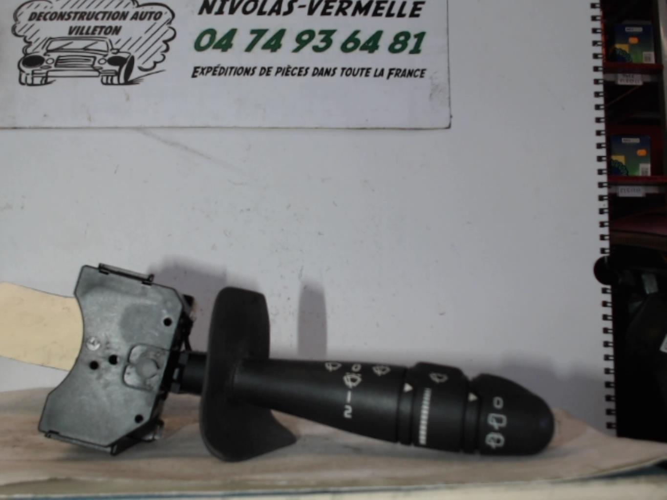 Commodo d'essuie glaces RENAULT CLIO 2 PHASE 2 Diesel - 1