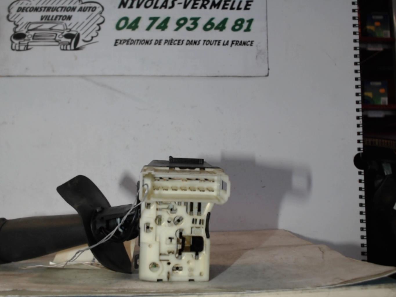 Commodo d'essuie glaces RENAULT CLIO 2 PHASE 2 Diesel - 1