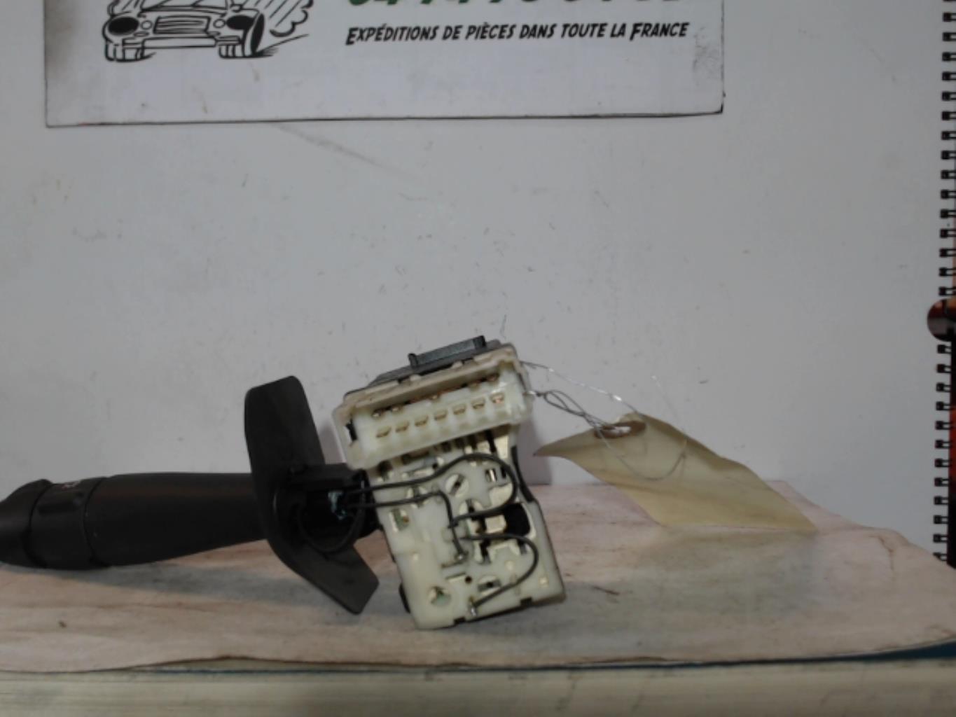 Commodo d'essuie glaces RENAULT CLIO 2 PHASE 2 Diesel - 1