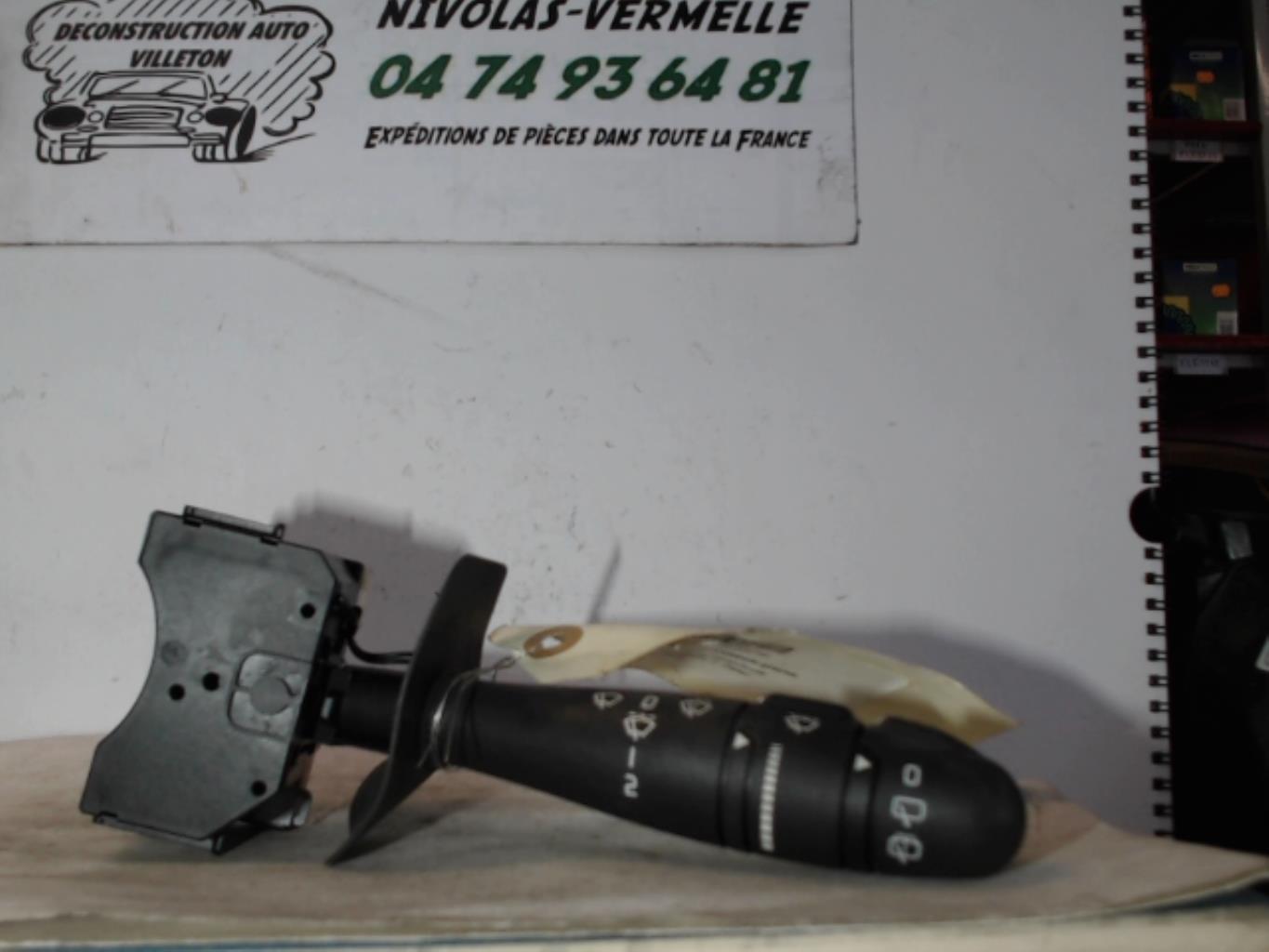 Commodo d'essuie glaces RENAULT CLIO 2 PHASE 2 Diesel - 1