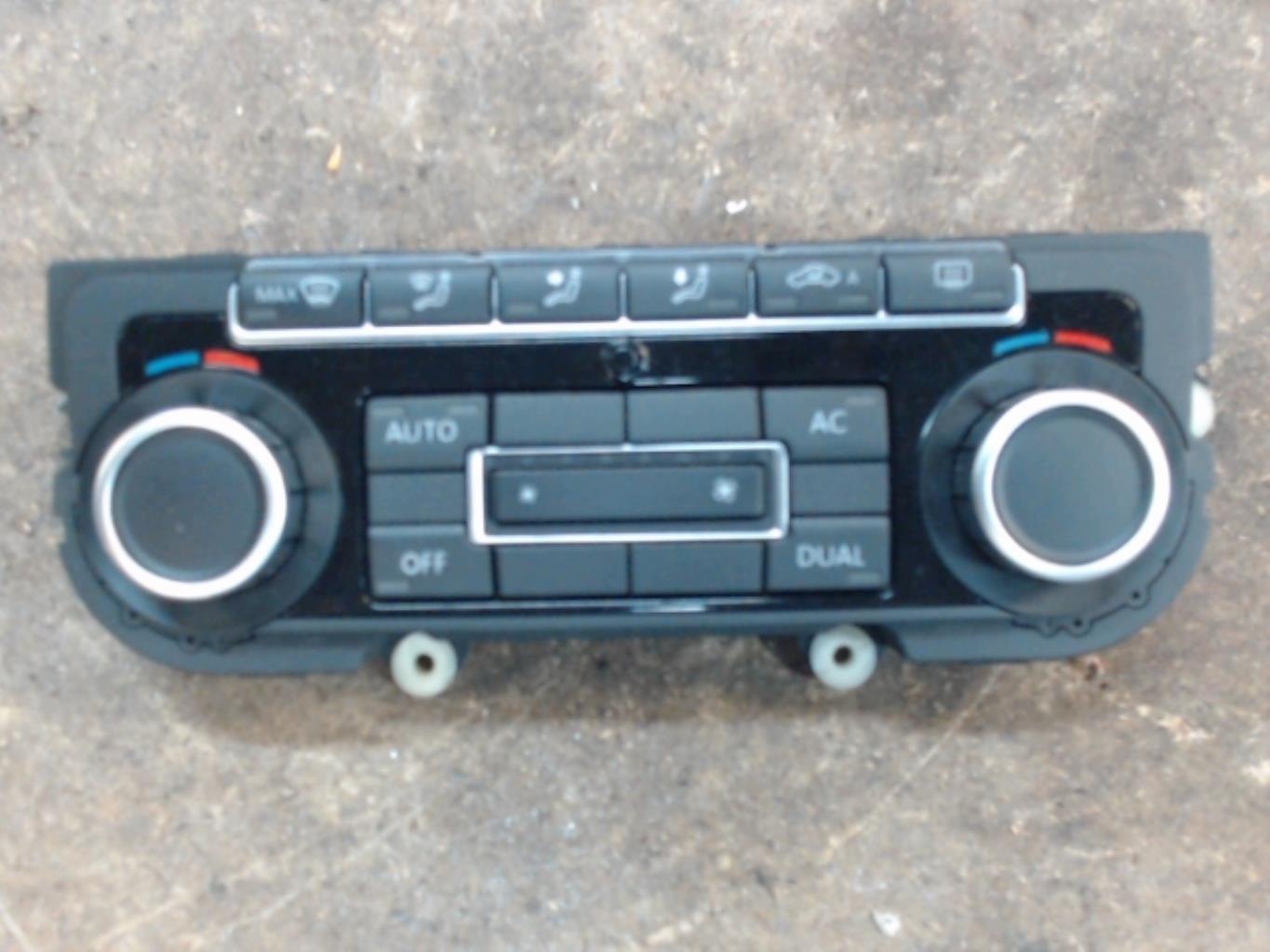 Commande chauffage VOLKSWAGEN GOLF 6 Diesel - 1