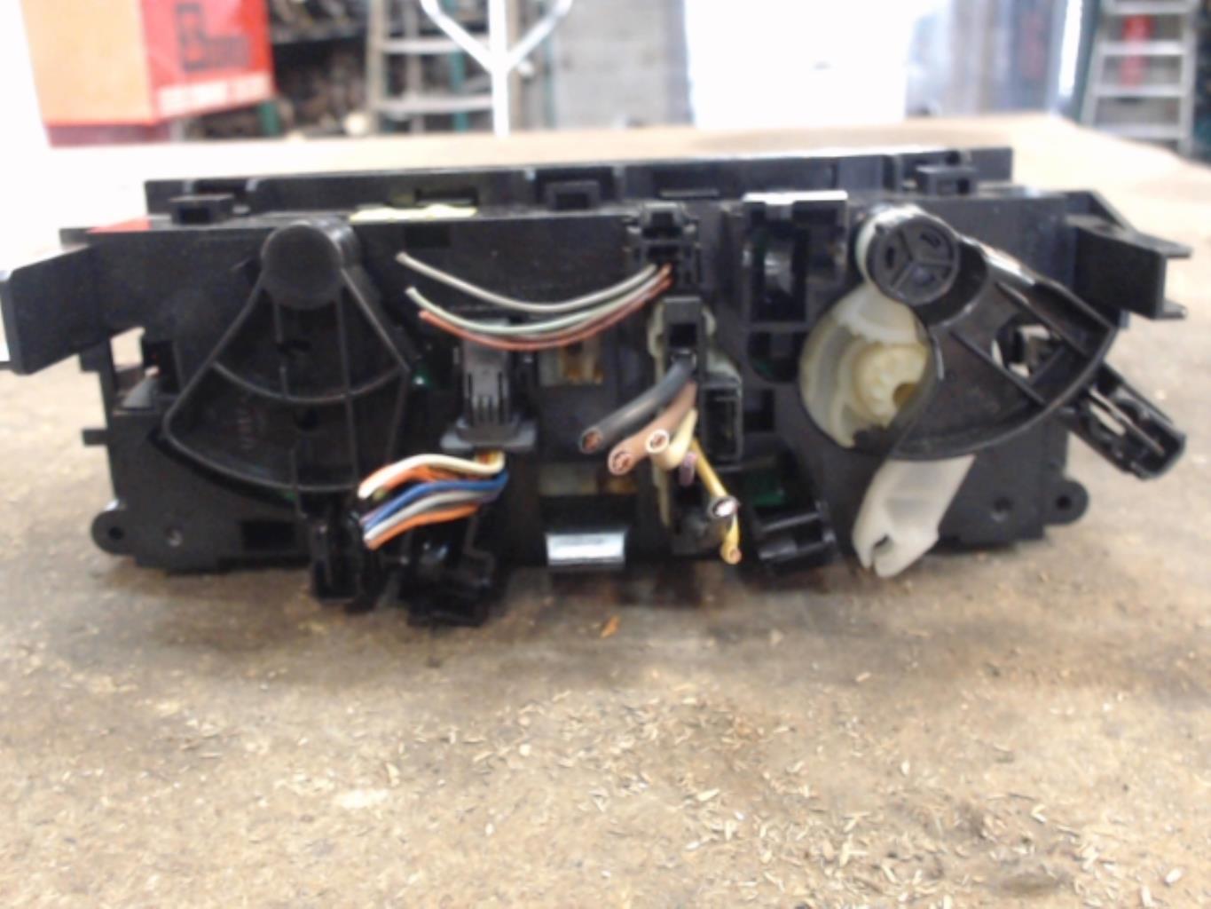 Commande chauffage PEUGEOT 207 Diesel - 1