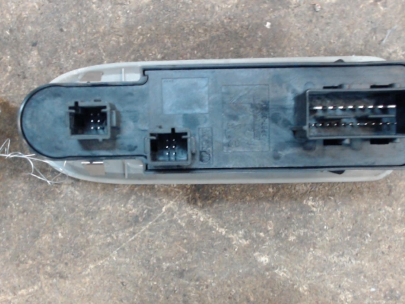 Interruttore alzacristalli CITROEN C5 2 Diésel - 1