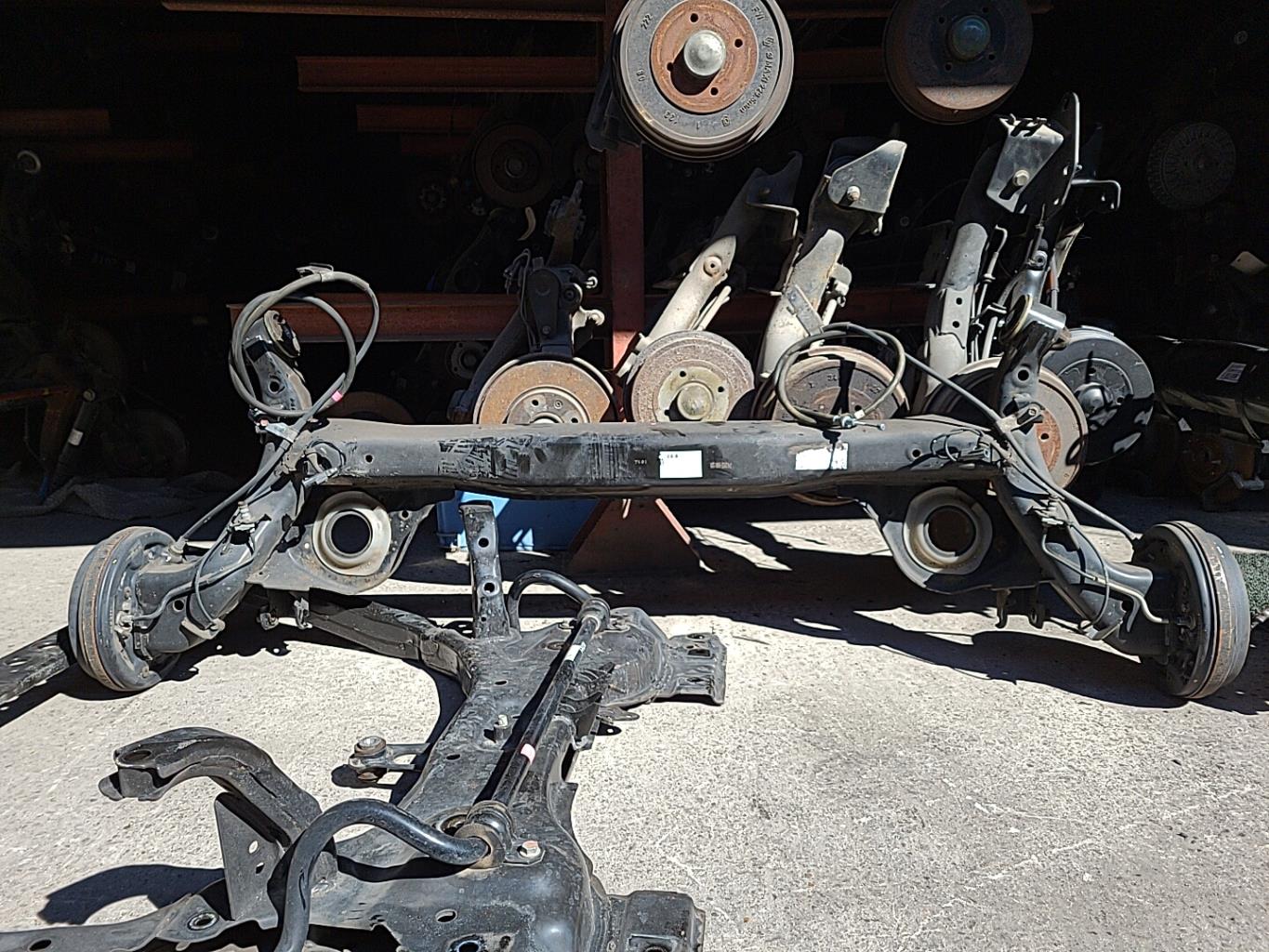 Treno posteriore completo NISSAN MICRA 5 Gasolina - 1