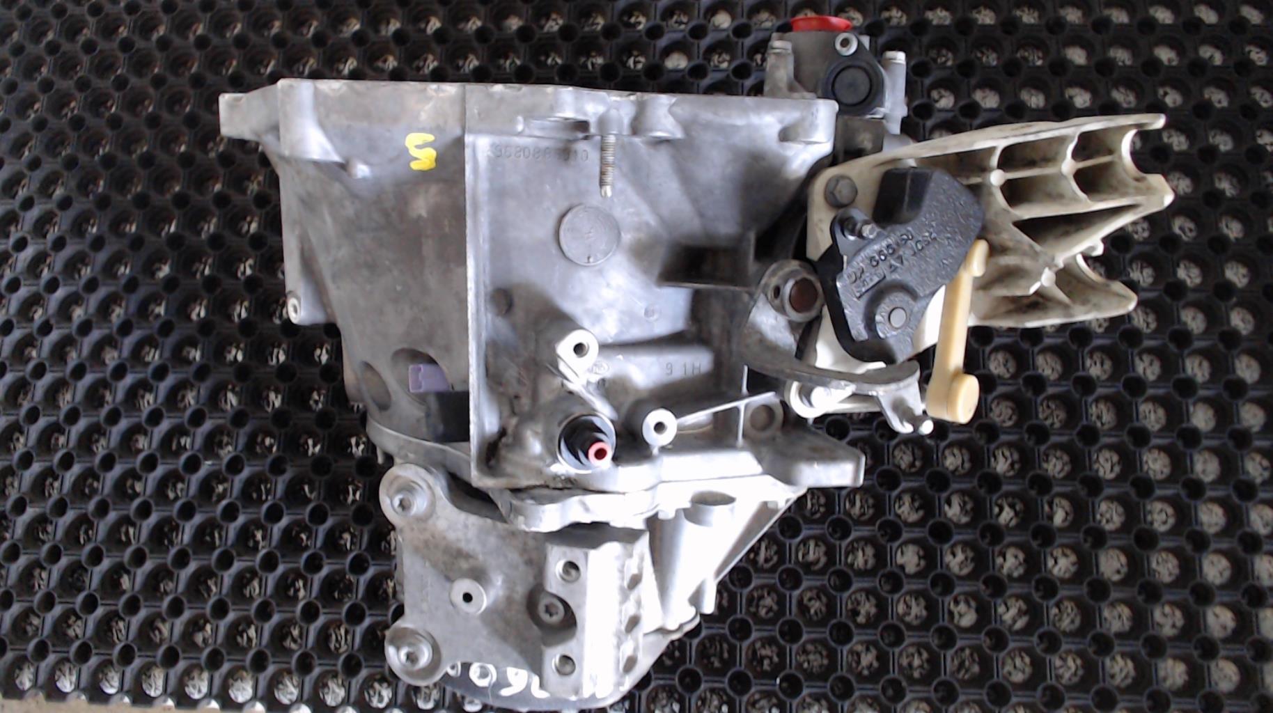Boite de vitesses PEUGEOT 207 CABRIOLET Essence - 1