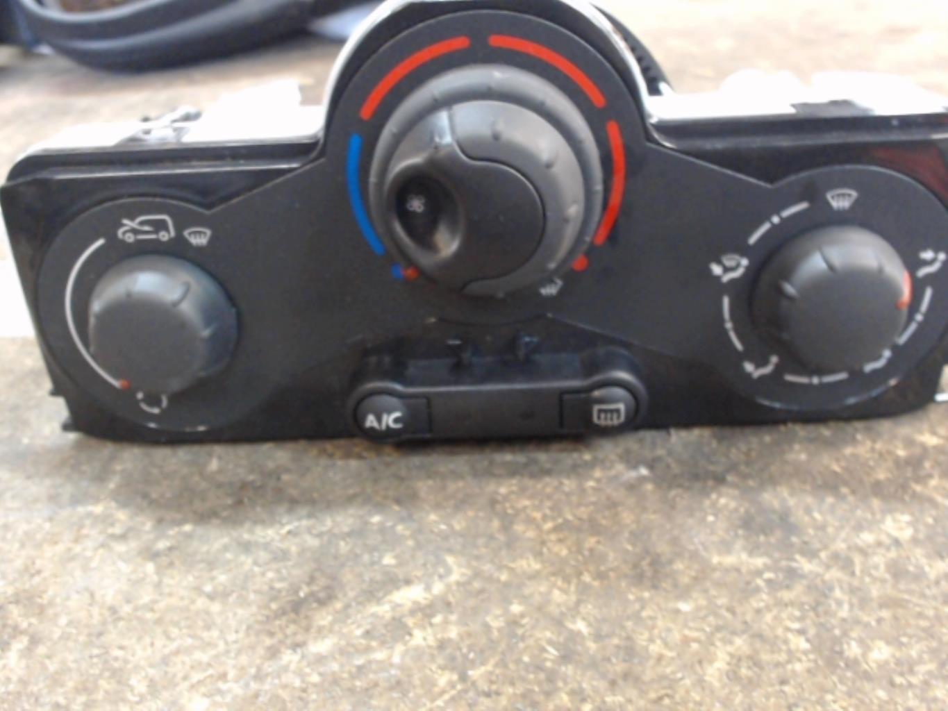 Commande chauffage RENAULT KANGOO 2 PHASE 2 Diesel - 1